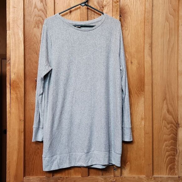 GAP Maternity Comfy Tunic Length Round Neck Knit Sweater, Large, Gray - Picture 1 of 6